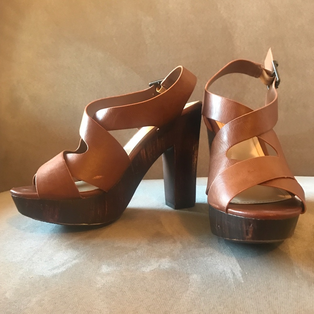 Bamboo Fabiola, feat condition!!