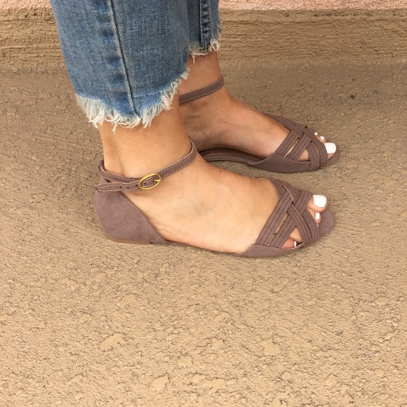 1 left! STARLIGHT Vegan Suede Flat - Picture 2 of 6