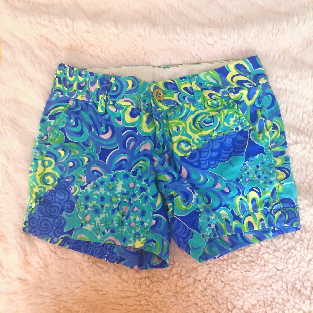 ❌SOLD❌ Lilly Pulitzer Shorts in Lilly's Lagoon