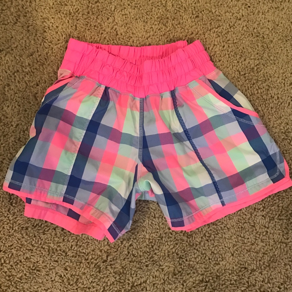 Lulu Lemon shorts - Picture 1 of 2