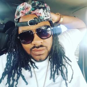 Meet your Posher, Travis