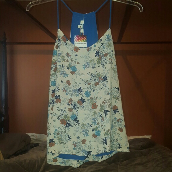 Floral Tank - Picture 3 of 5