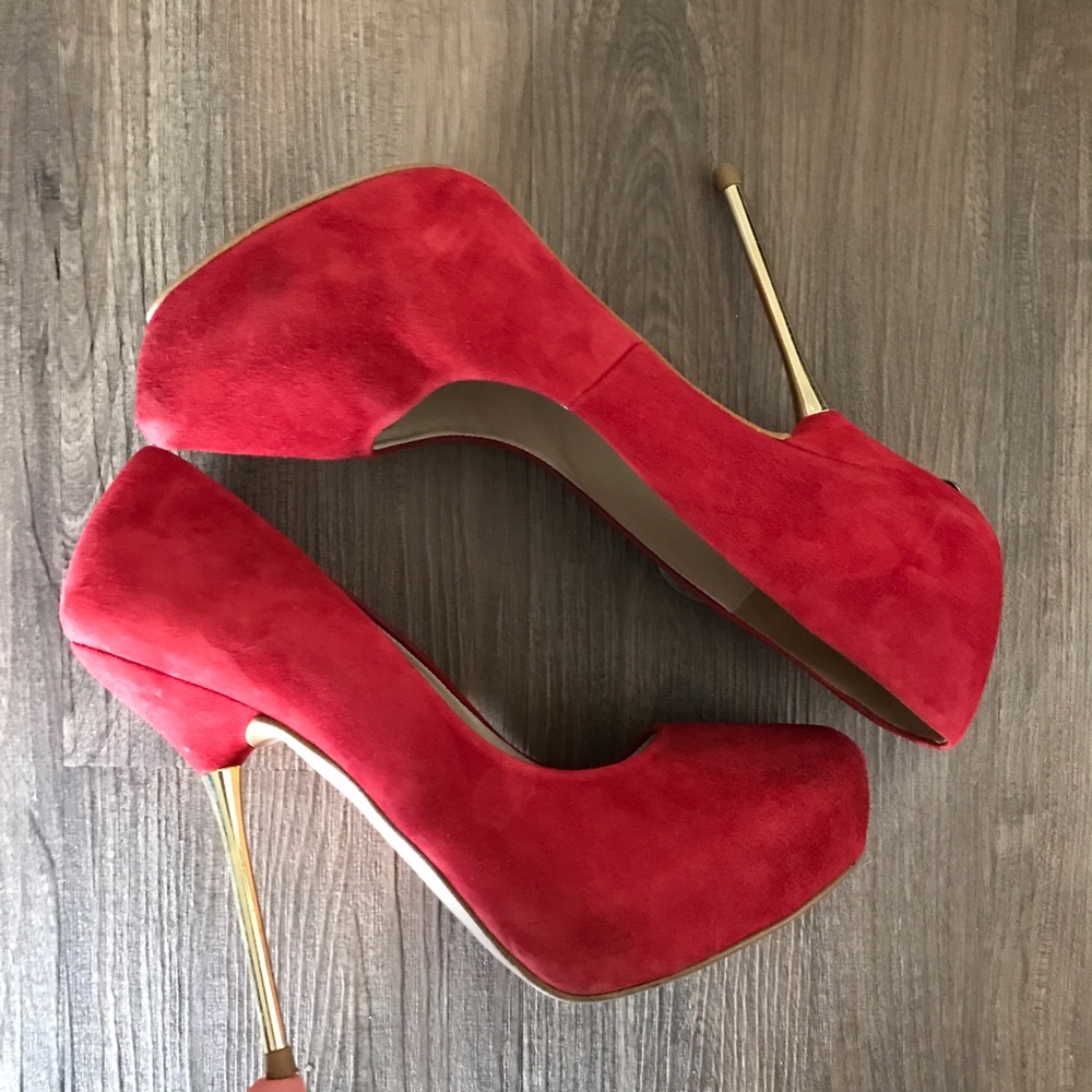 ZARA red shoes *SOLD*