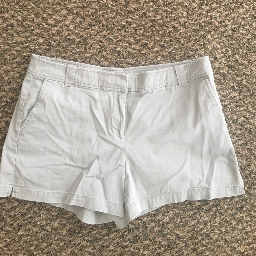 Grey shorts