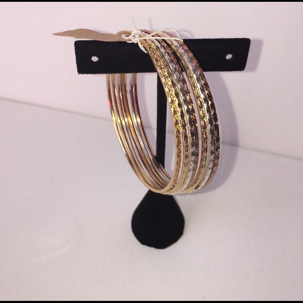 7   In 1  bangles with different colors
