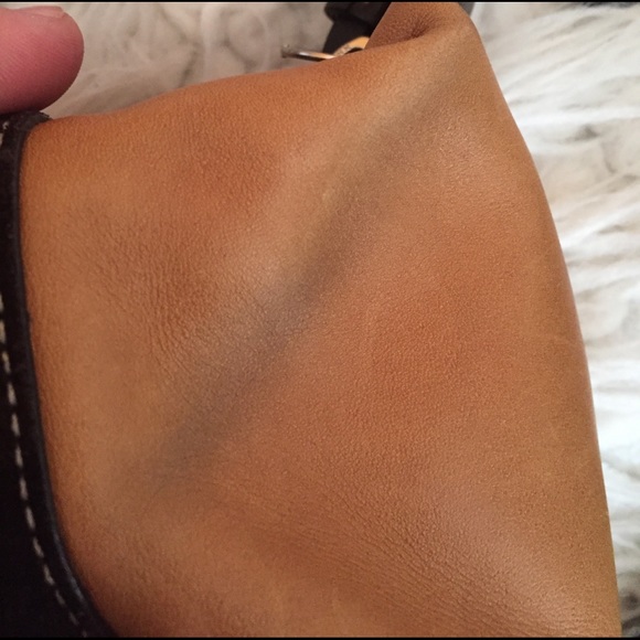 Small Coach purse. - Picture 4 of 4