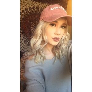 Meet your Posher, Amy