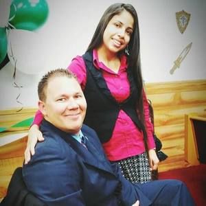 Meet your Posher, Evang ernesto