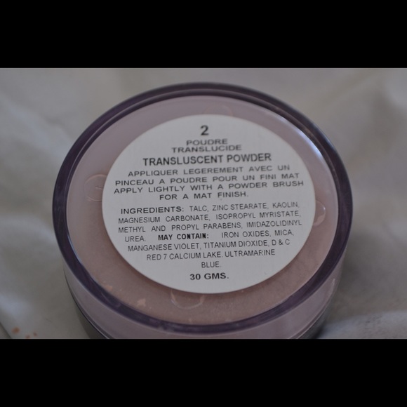 Translucent powder - Picture 3 of 3