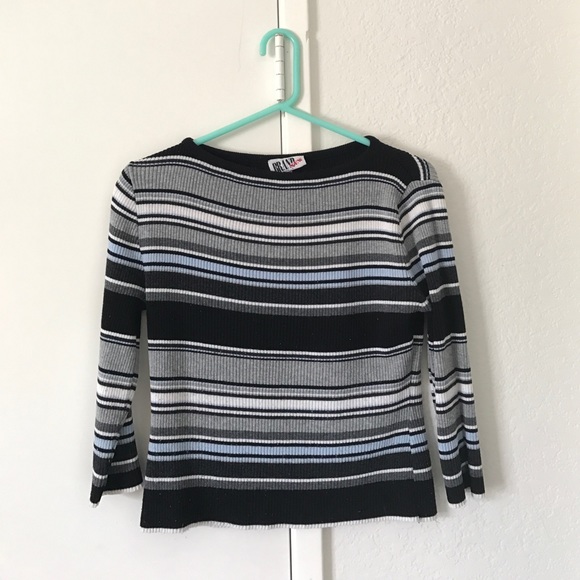 Tops - Stripped sweater