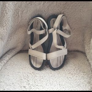 Leather TEVA sandals size 10