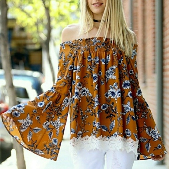 ♉Last One♉HP 5/19♉Bell Sleeved Top - Picture 4 of 4