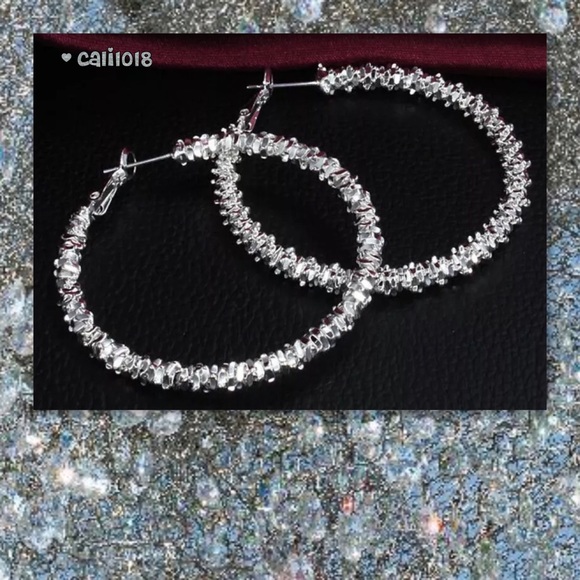 JUST IN🆕925 Silver Sparkly Hoop Earrings - Picture 3 of 6