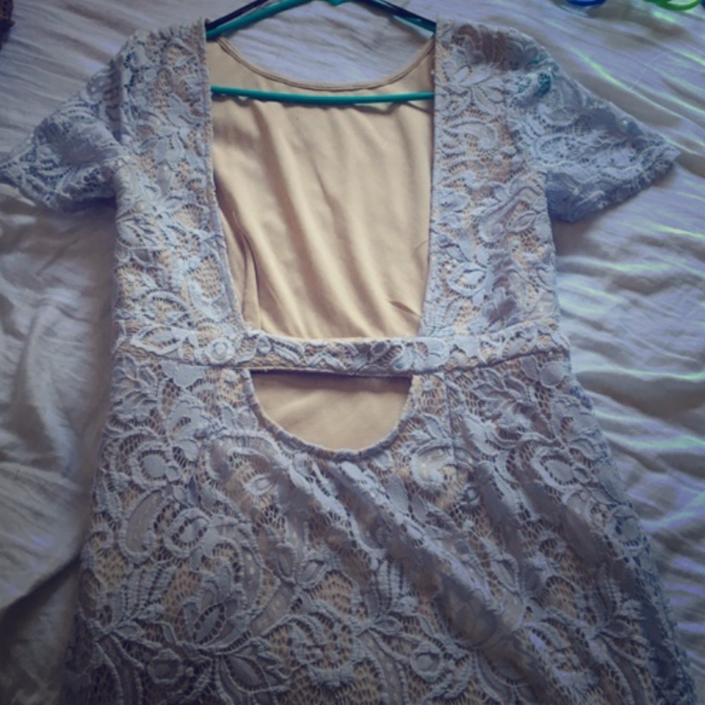 👗💕Bodycon Lace midi periwinkle dress💕👗