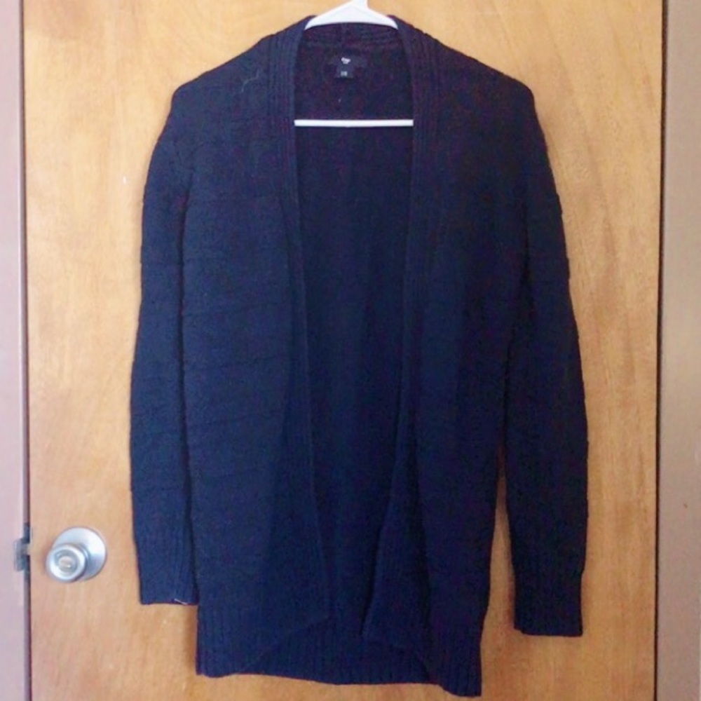 GAP navy cardigan XS