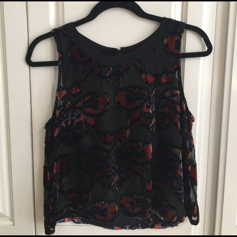 ASTR Sleeveless blouse