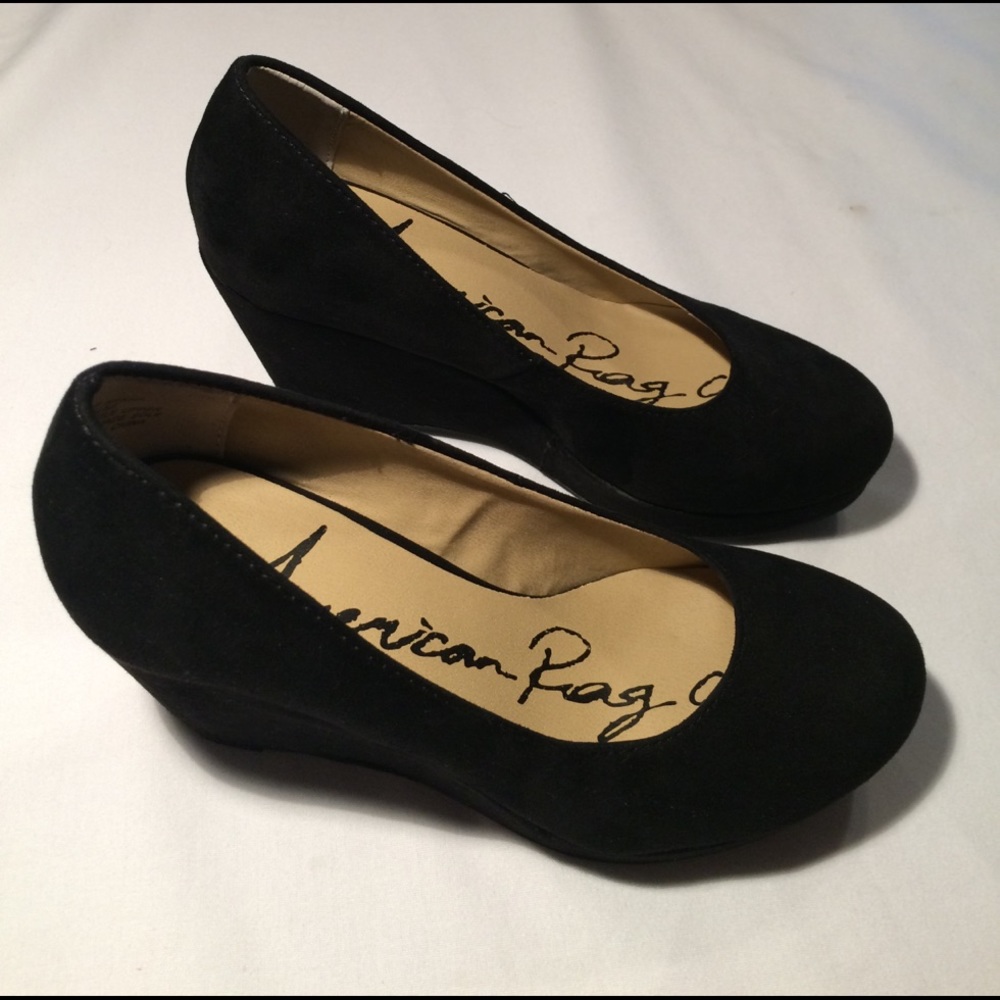 American rag wedge pumps