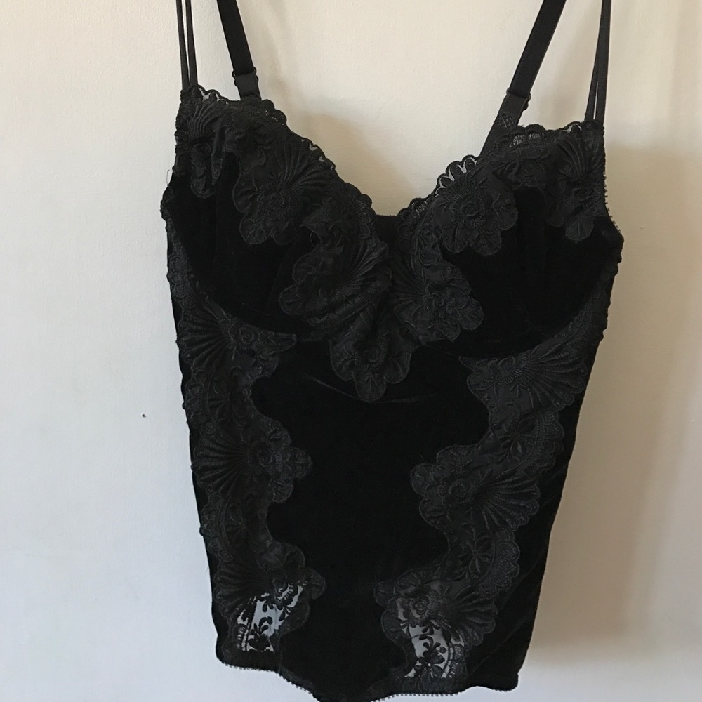 Bustier Victoria's Secret Velvet and Lace SALE‼️