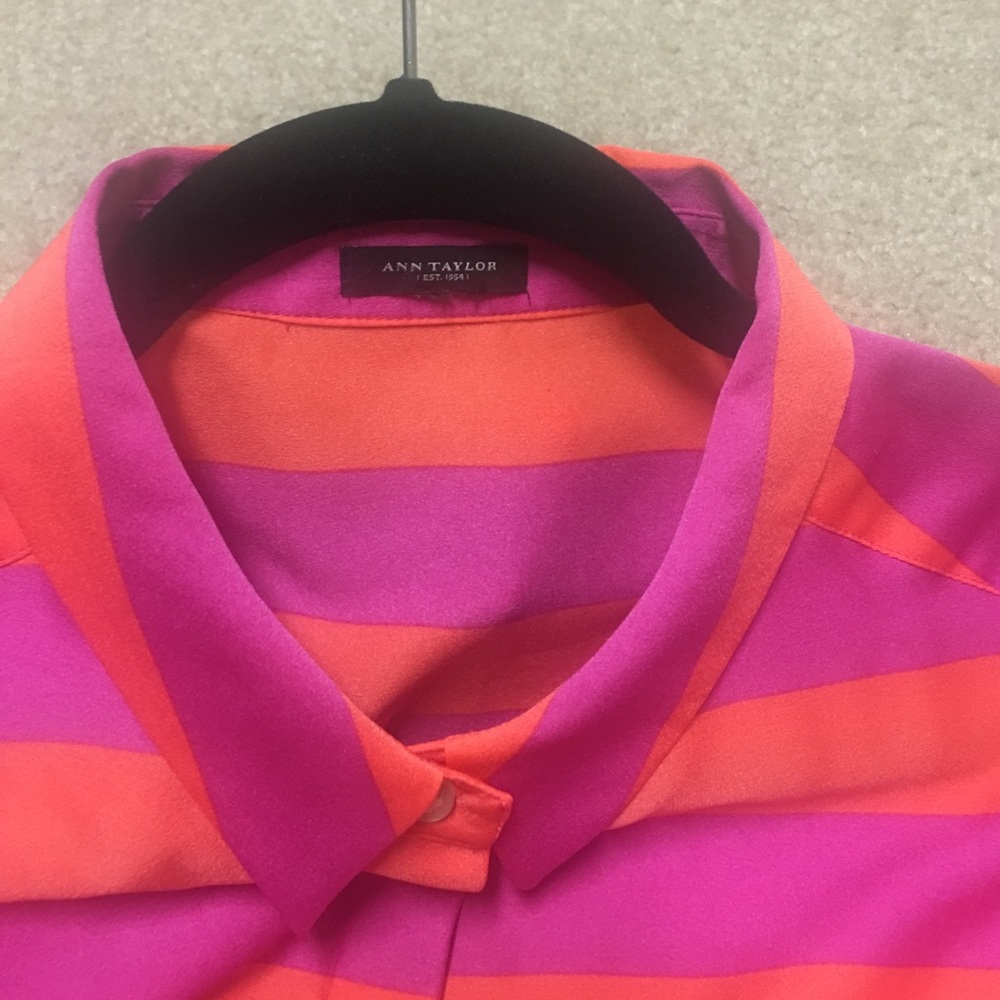 Blouse - Picture 2 of 4