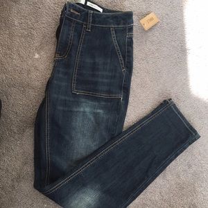Ankle skinny jeans