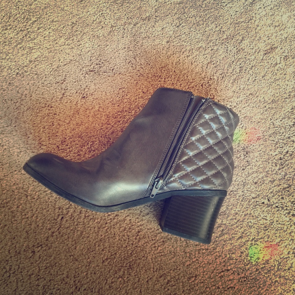 Quilted faux leather heeled boots