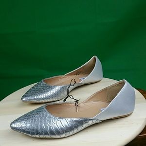 New never worn Steve Madden