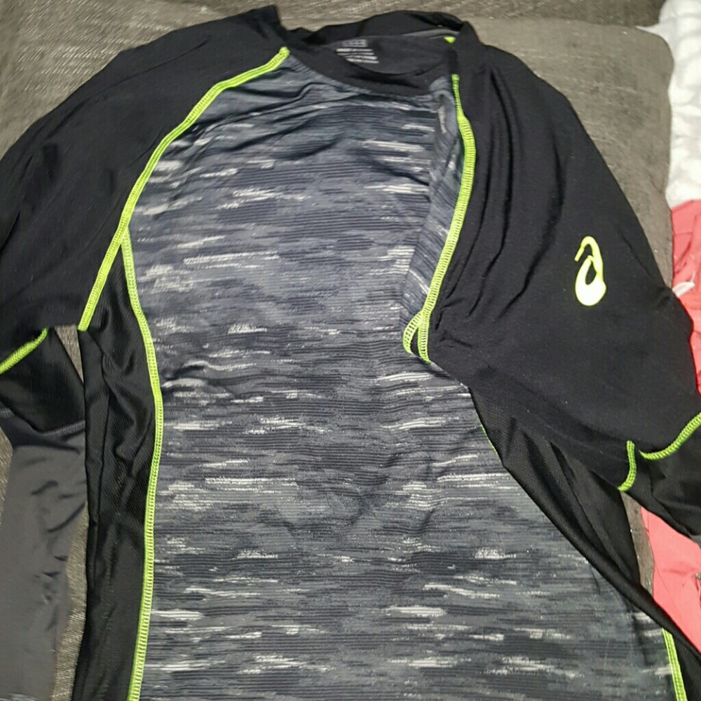 🆕 Asics Camo Show Off Long Sleeve Shirt - Picture 3 of 4