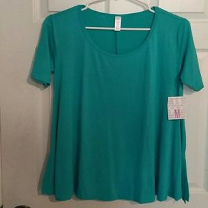 BNWT LulaRoe Perfect T *PRICE FIRM*