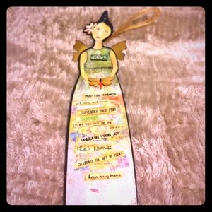 NWT💕 Kelly Rae Roberts Angel "HOPE"