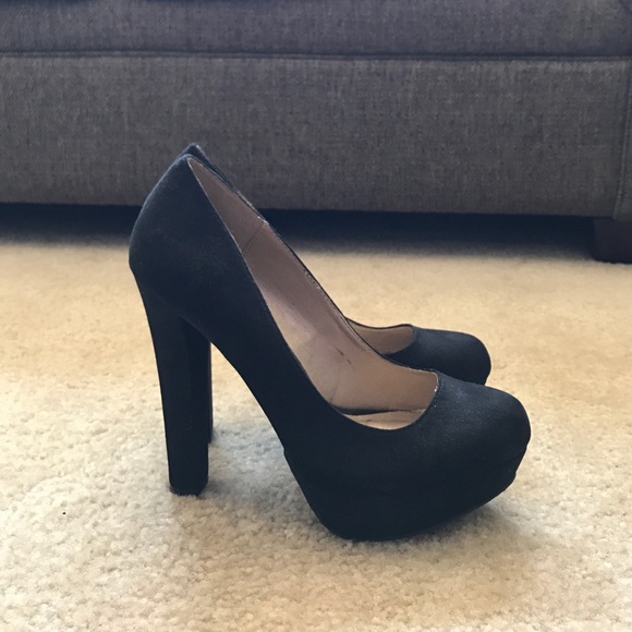 Platform heels - Picture 3 of 3