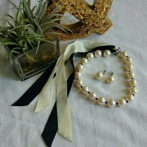 Ribboned Faux Pearl Set