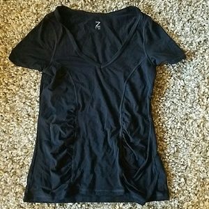 Black Z by Zella workout shirt with rouching
