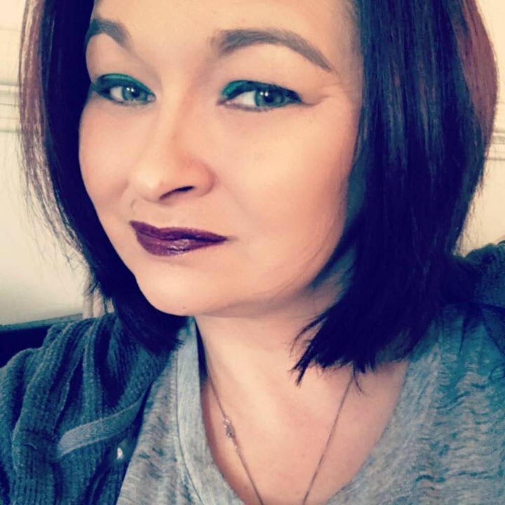 Meet your Posher, Tina