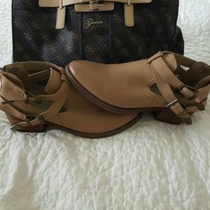 Women's leather booties