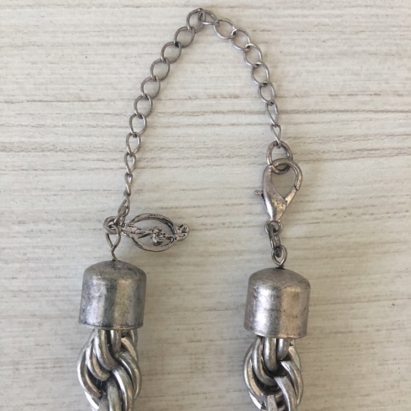 Heavy Vintage Necklace - Picture 3 of 3