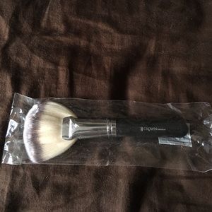 Deluxe fan brush by Crown Brush