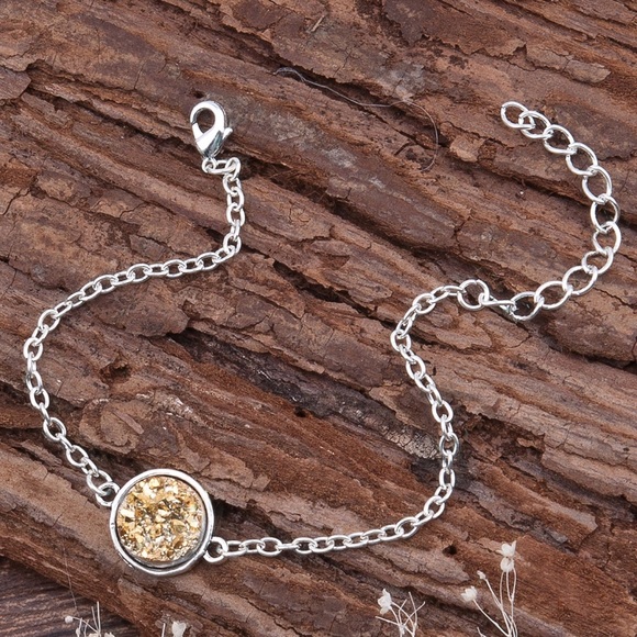 Glittery Gold Druzy Bracelet 💐3 for $30💐 - Picture 1 of 4