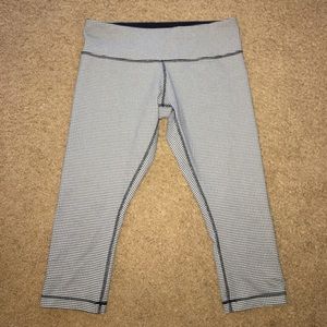 Lululemon crop leggings