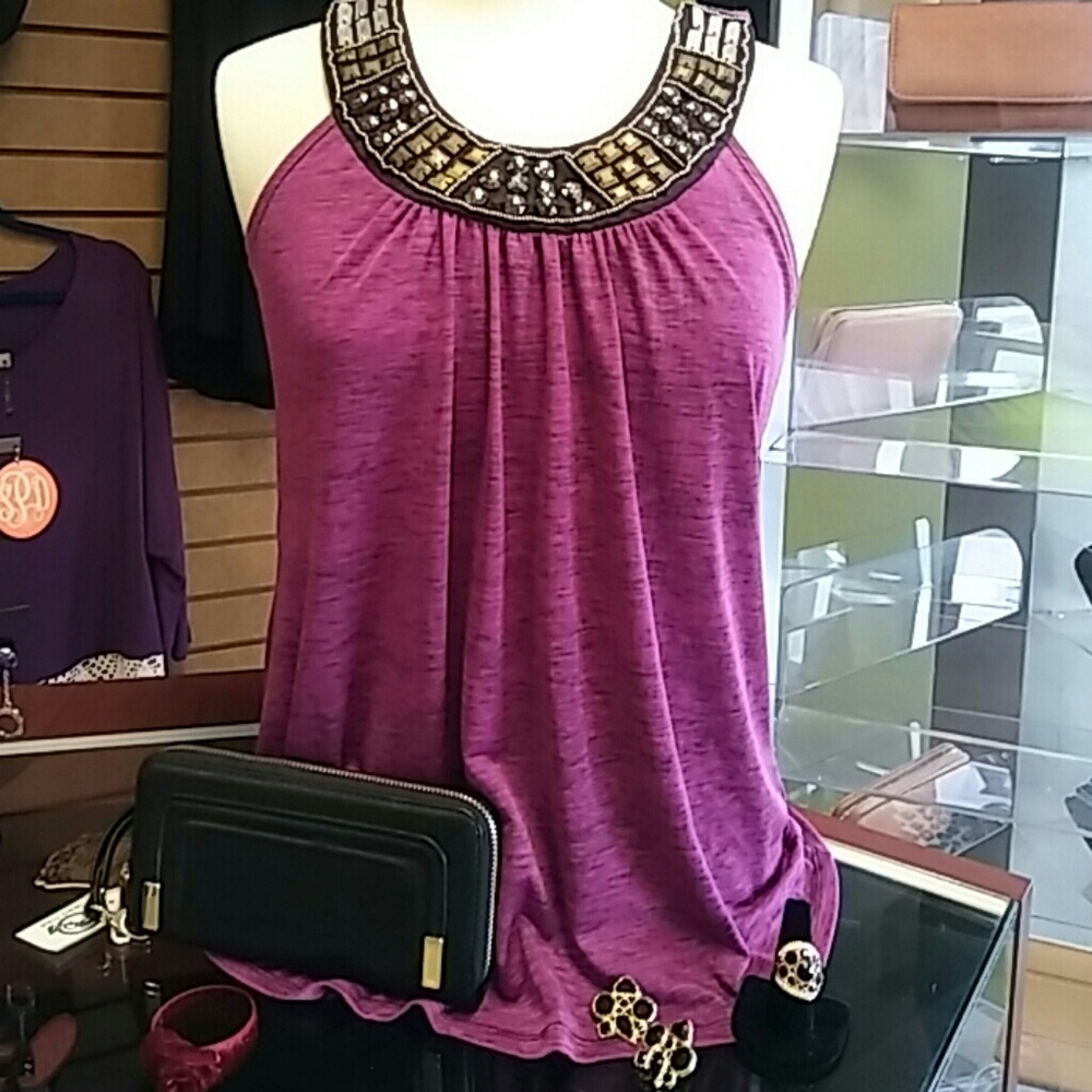 Super cute Jeweled top