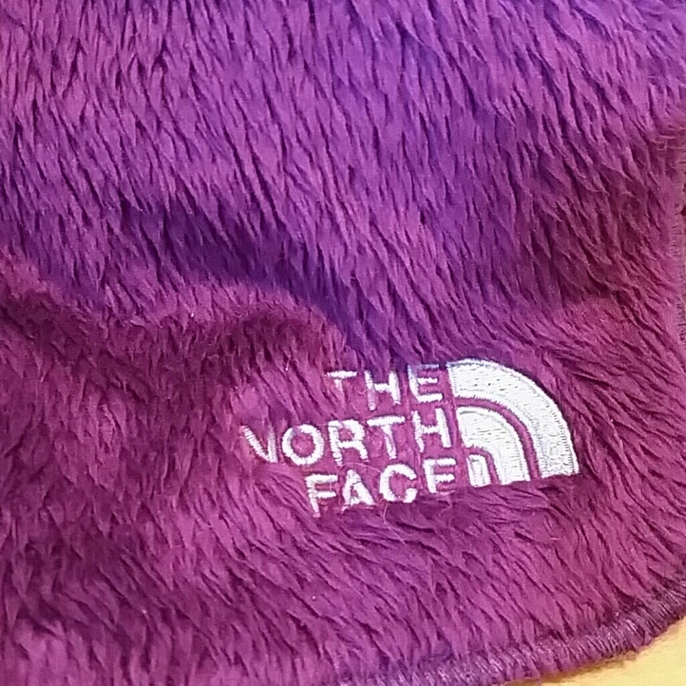 The North Face Scarf Purple - Picture 2 of 3