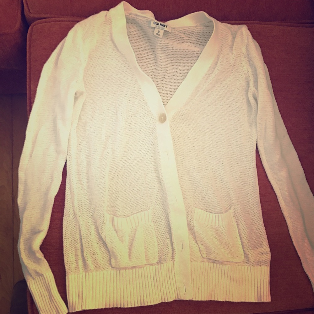Old navy white sweater
