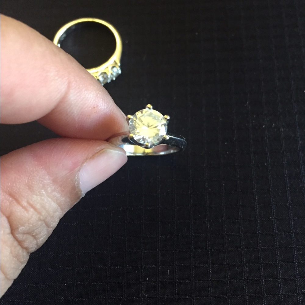 Beautiful lab created wedding set