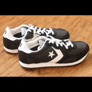 NWT Black and White Converse Sneakers Shoes