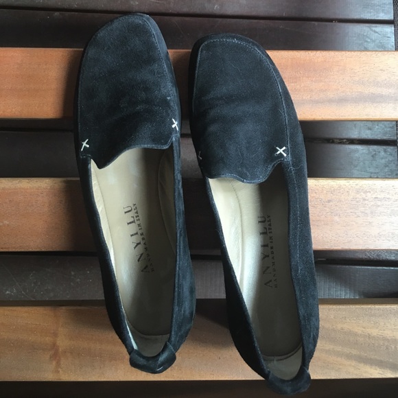 SOLD - Picture 2 of 4