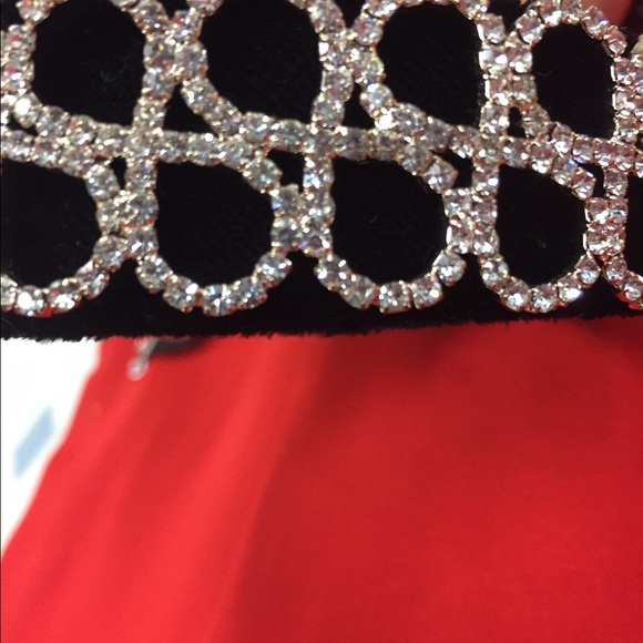 collar - Picture 2 of 3