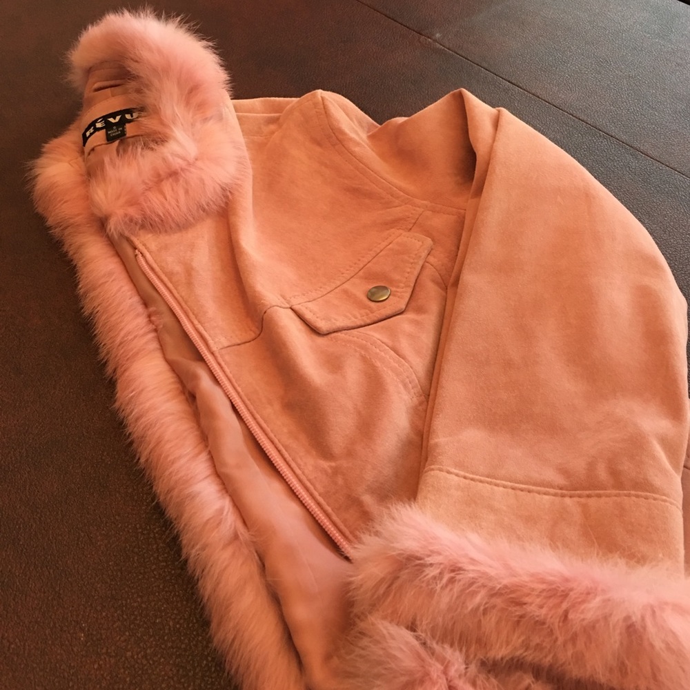 Pale pink suede jacket with fur trim-size 6 Revue