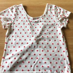 Polka dot t shirt with open back