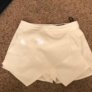 White envelope skirt