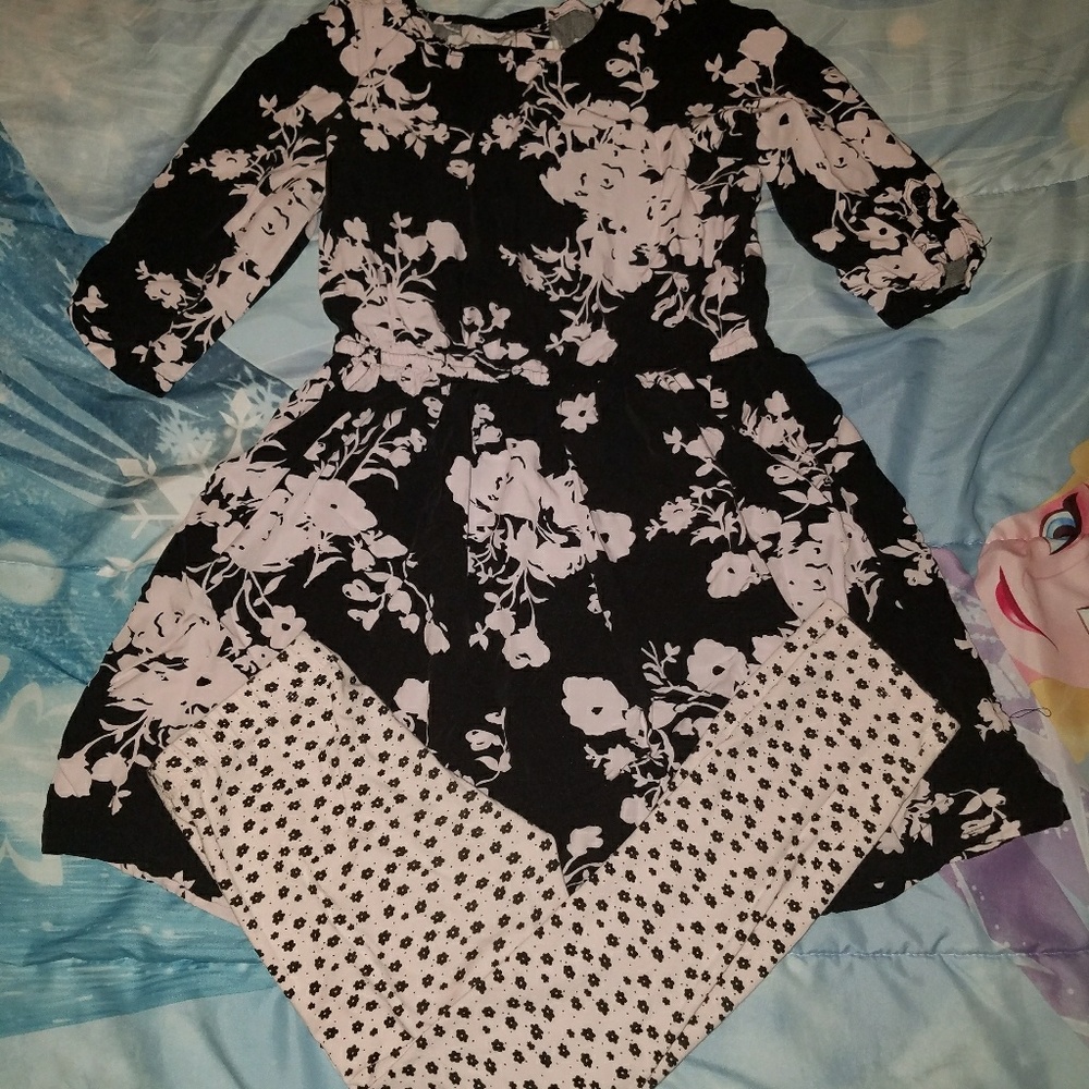 *Sold* Flower black and pink dress