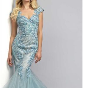 Macdougal couture gown